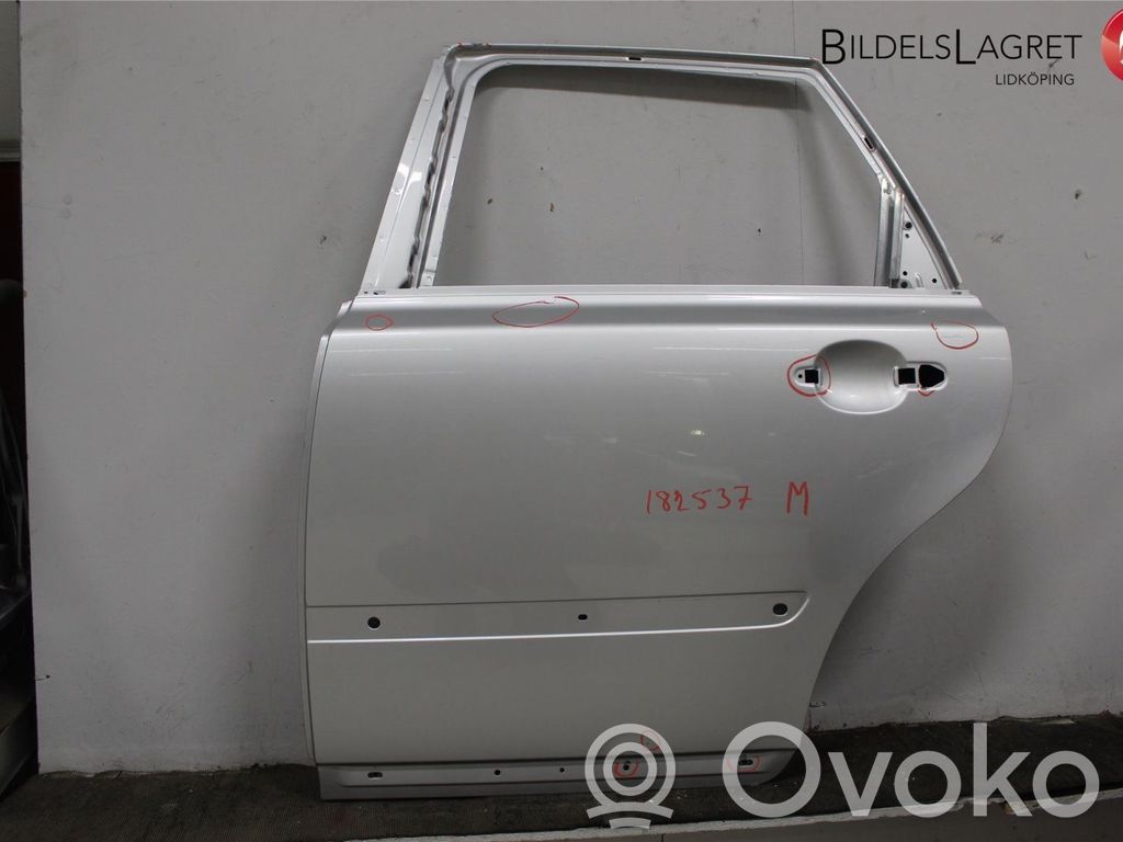 Volvo V50 Puerta trasera 