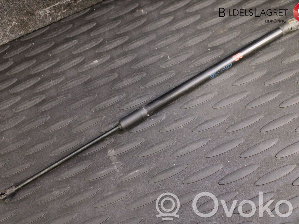 Seat Arona Tailgate strut 
