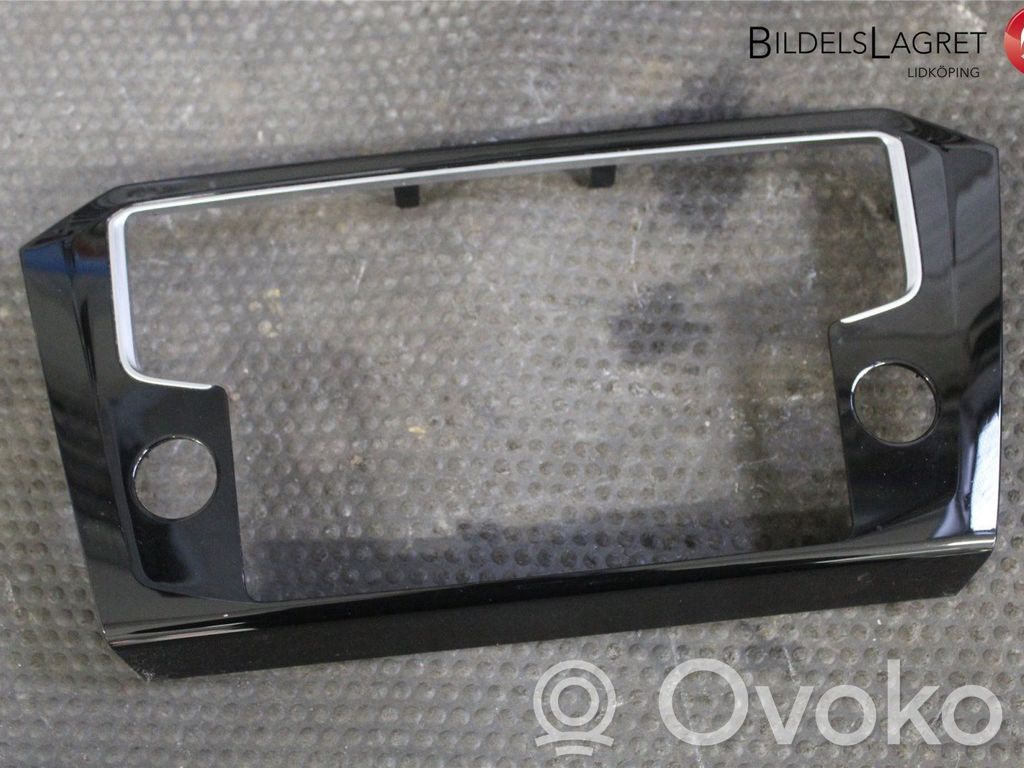 Volkswagen PASSAT B8 Rămă unitate radio/GPS 