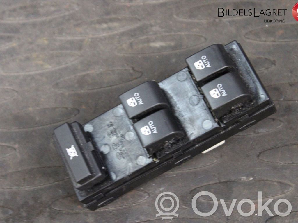 KIA Ceed Electric window control switch 