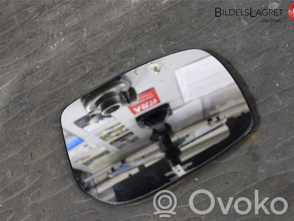 Toyota Yaris Wing mirror glass 