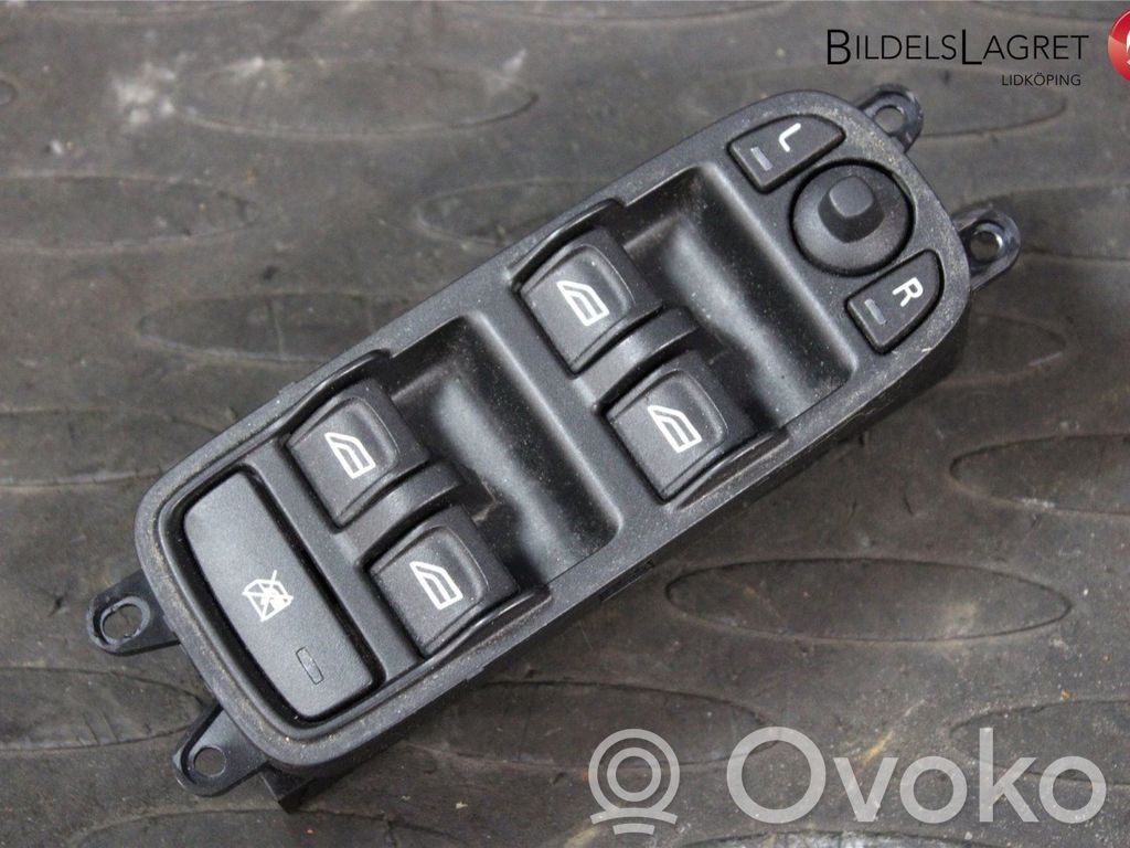 Volvo V50 Electric window control switch 