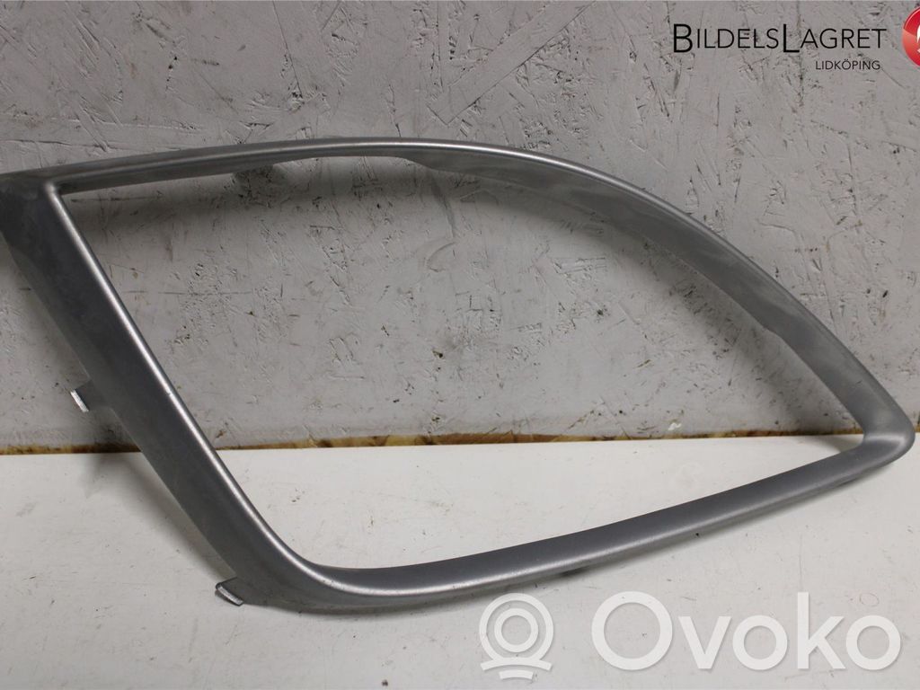 Etusumuvalon ritilä   GER650C12B