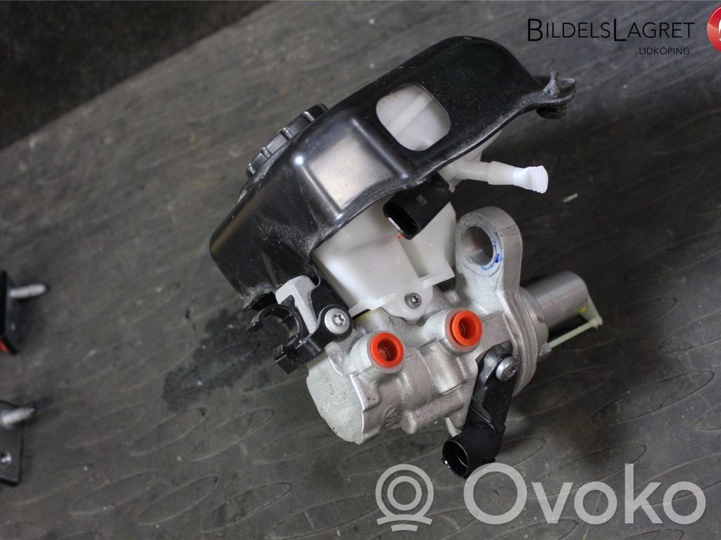 Audi A6 S6 C8 4K Główny cylinder hamulca 