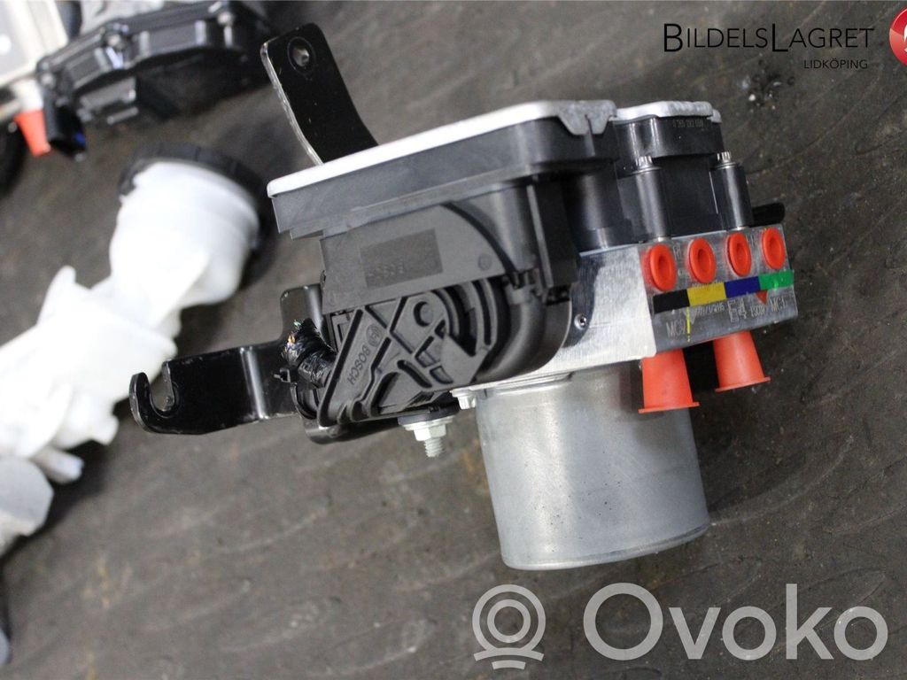 Isuzu D-Max ABS bloks 