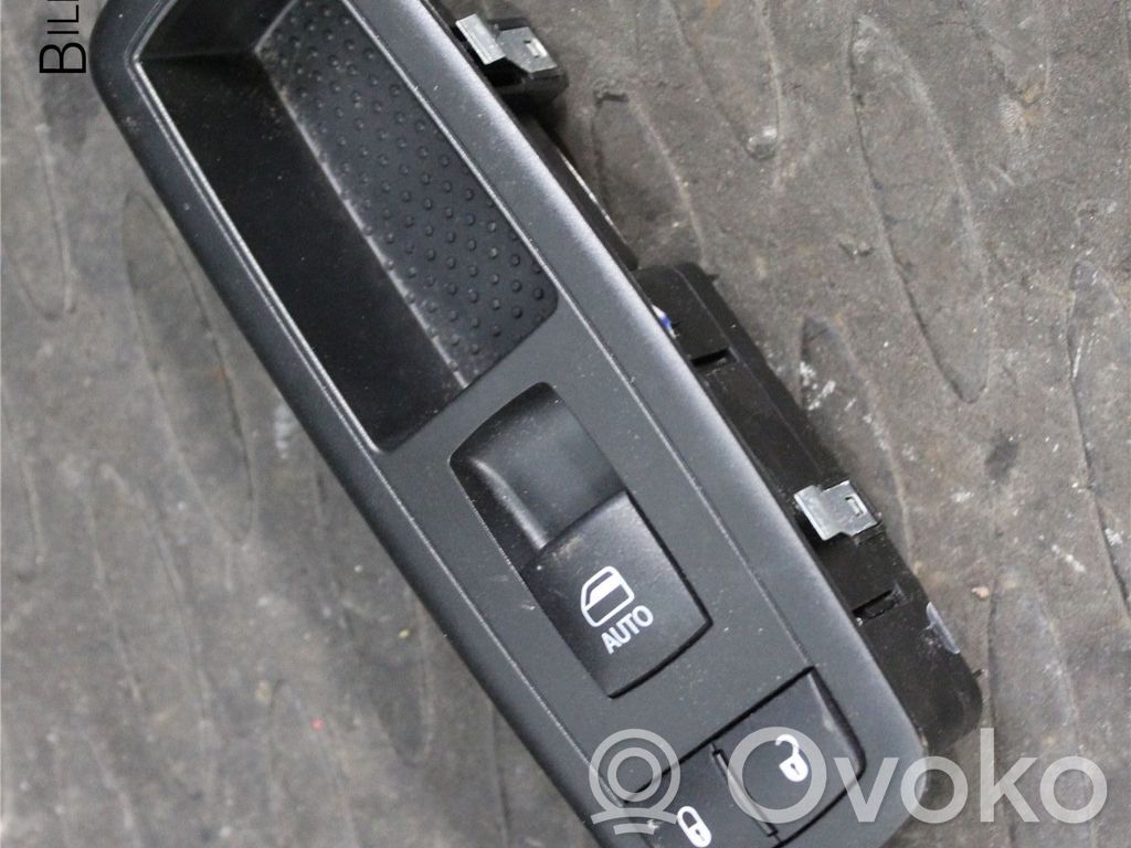 Dodge RAM Electric window control switch 