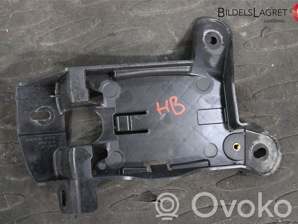 Suzuki Vitara (LY) Staffa di rinforzo montaggio del paraurti posteriore 