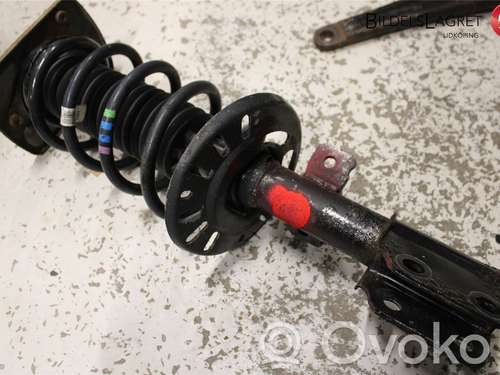 Front shock absorber with coil spring   9821596780,9813823580