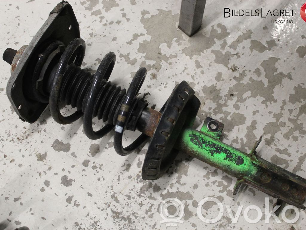 Peugeot Expert Front shock absorber with coil spring 