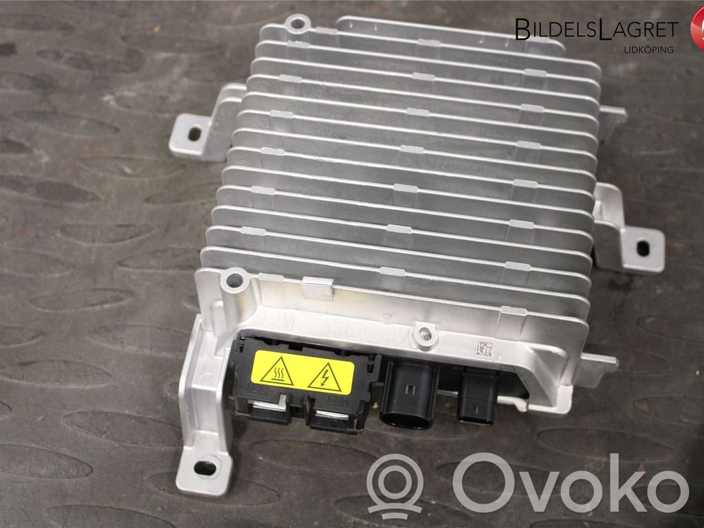 Audi A3 8Y Inversor/convertidor de voltaje 