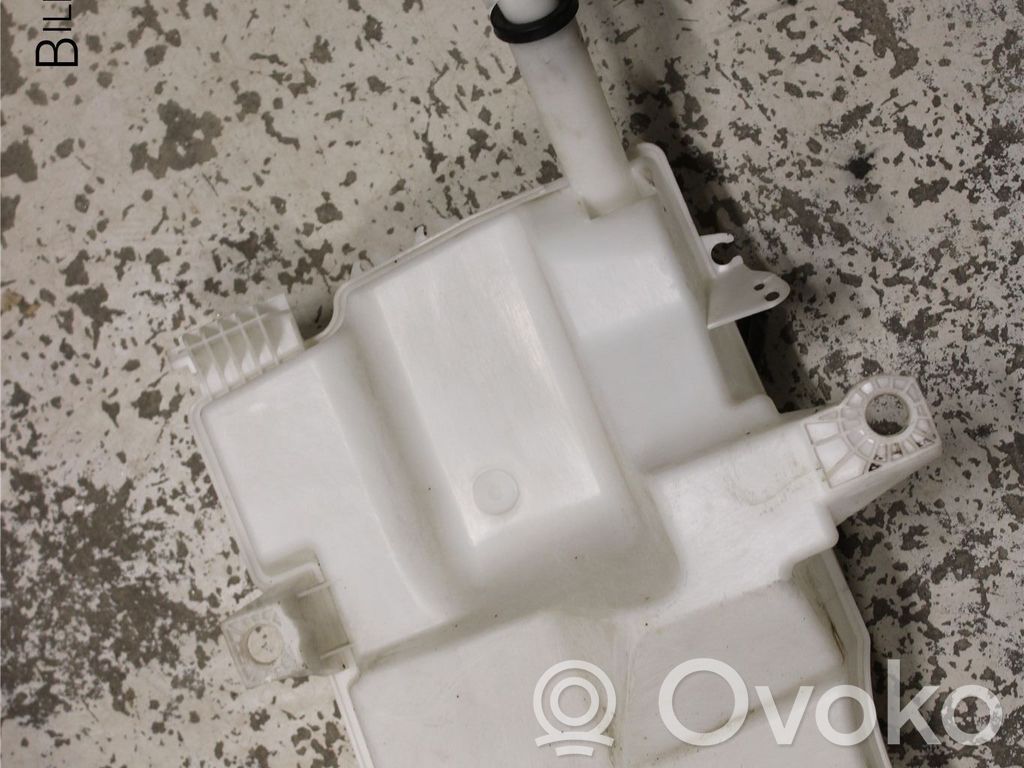 Ford Focus Logu šķidruma tvertne 