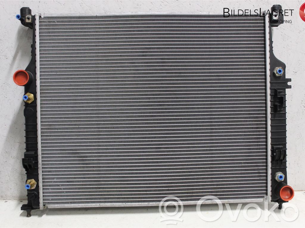 Mercedes-Benz ML W164 Radiator lichid răcire 