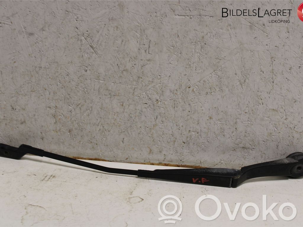 Ford Focus Wischerarm vorne 