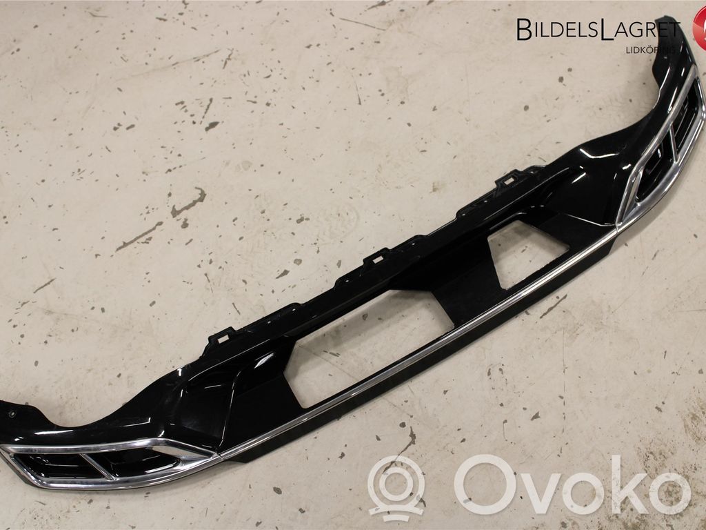 Volkswagen PASSAT B8 Apatinė bamperio dalis 