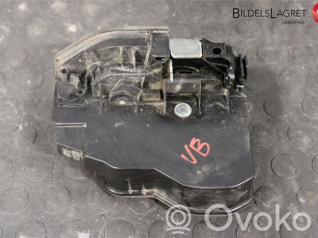 BMW 1 F20 F21 Rear door lock 