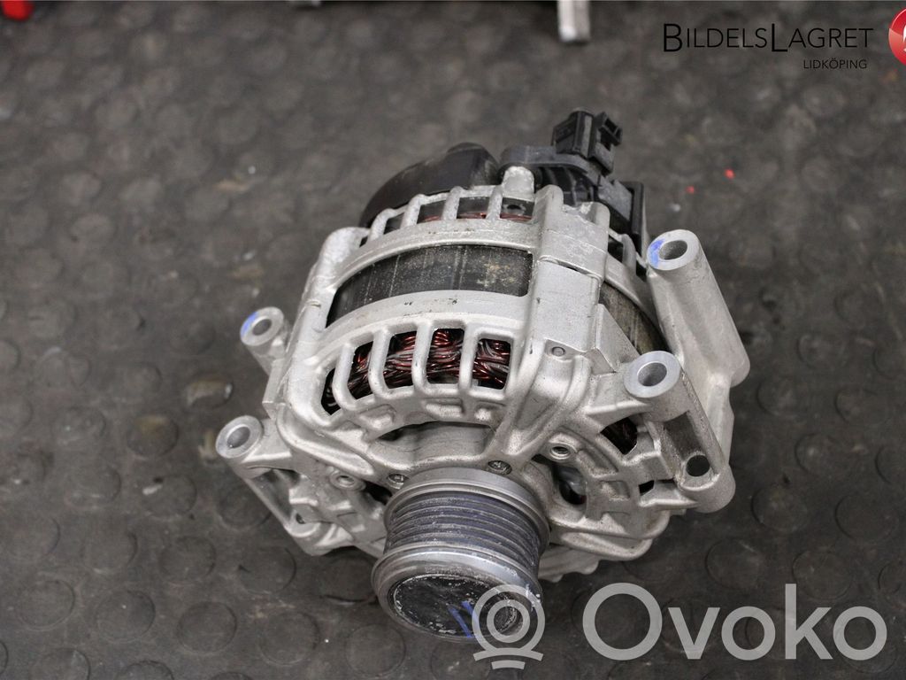 Volkswagen Golf VIII Ģenerators 