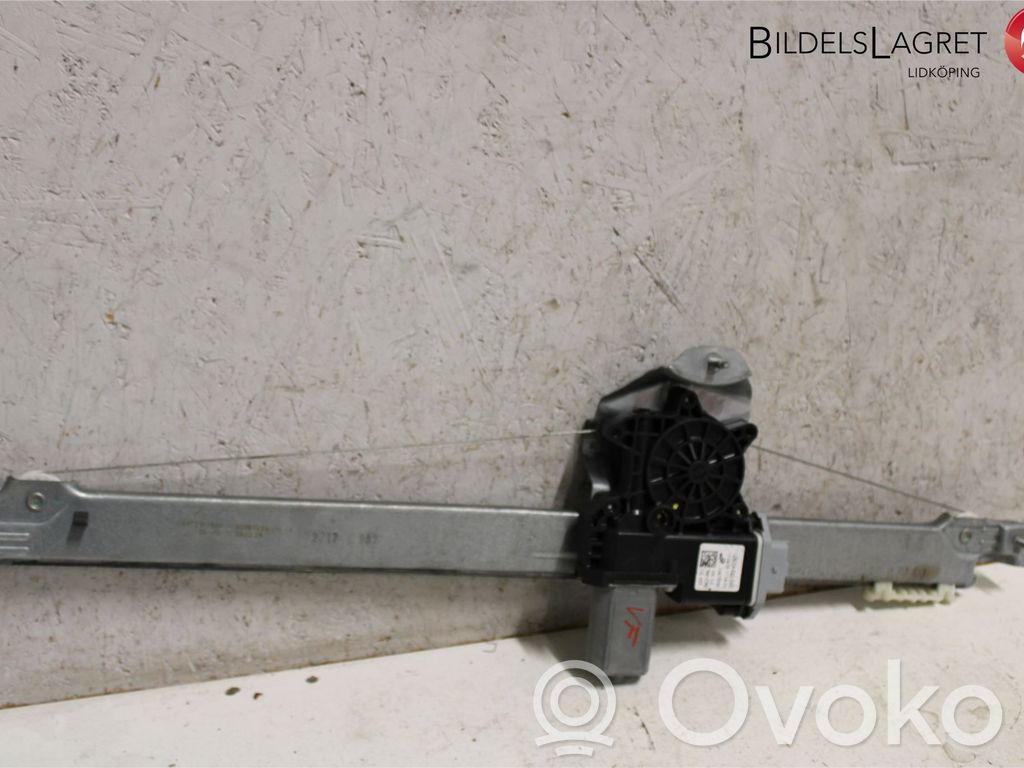 Renault Trafic III (X82) Elektryczny podnośnik szyby drzwi przednich 