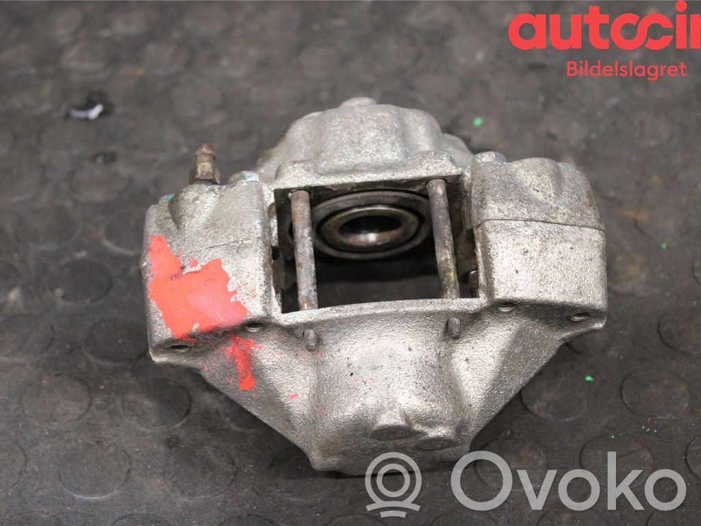Volvo 740 Tylny zacisk hamulcowy 
