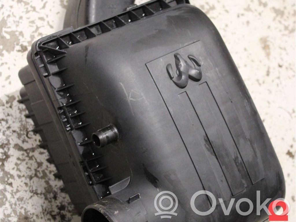 Dodge RAM Air filter box 