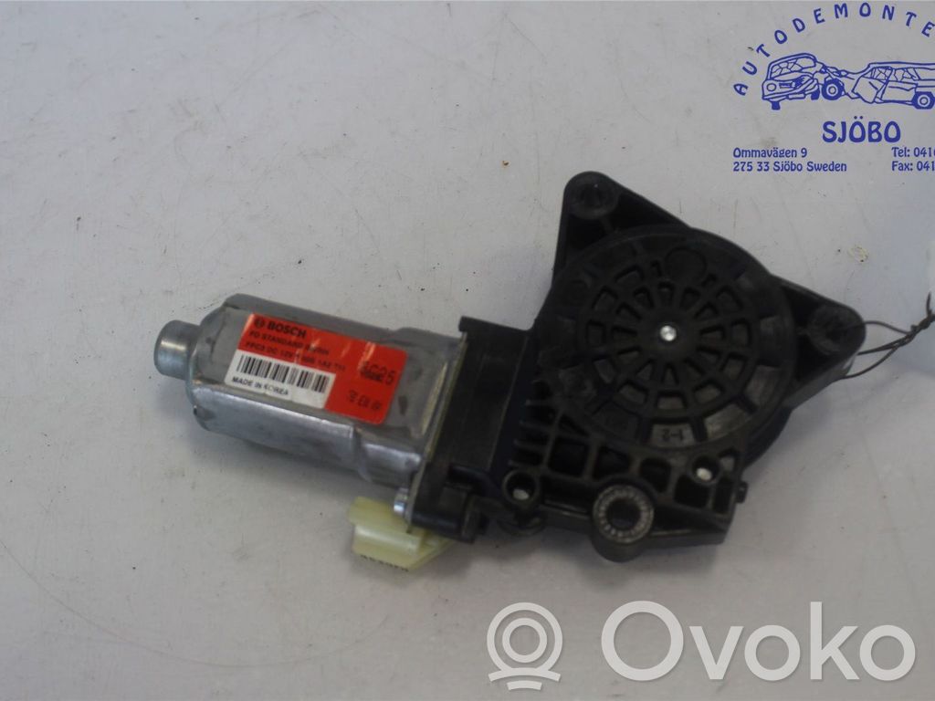 Peugeot 207 Takaoven ikkunan nostomoottori 