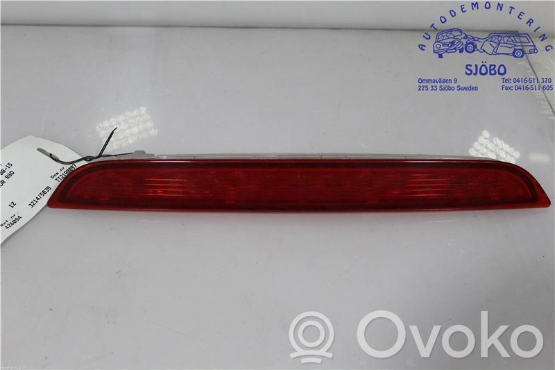 Trzecie światło stop   D65151580B,027816,027816