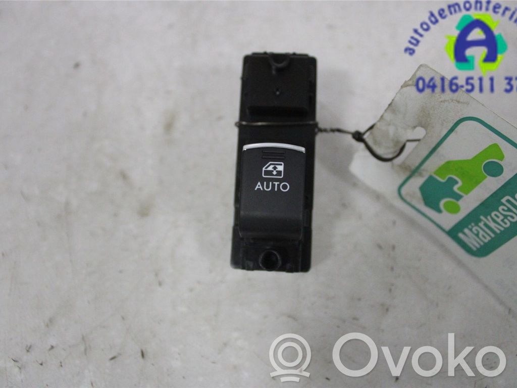 Electric window control switch   83071AL621,83071AL622,83071AL621