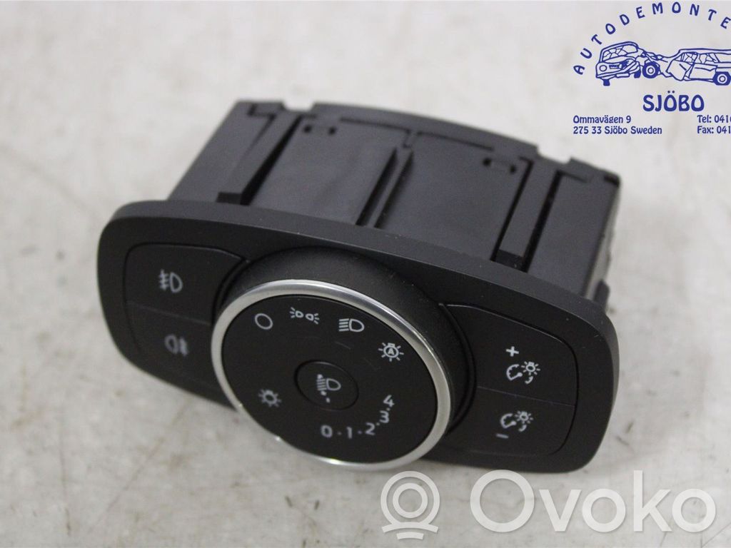Light switch   2430314,JX7T13D061LB,JX7T13D061LB