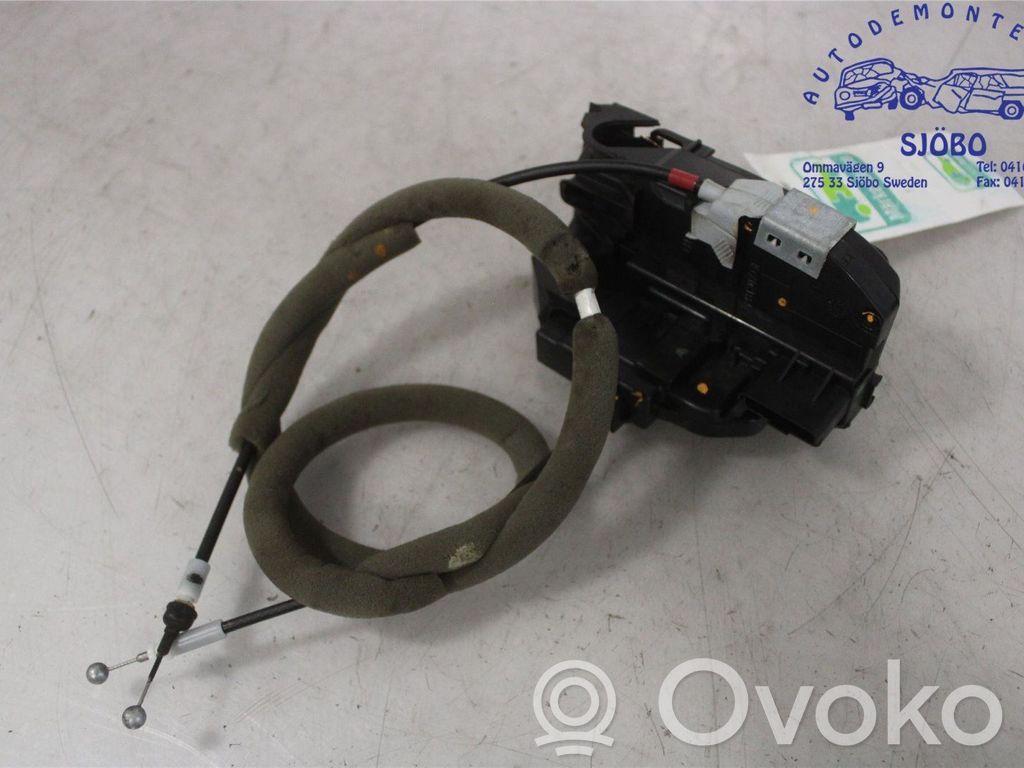Nissan Qashqai Galinių durų spyna 