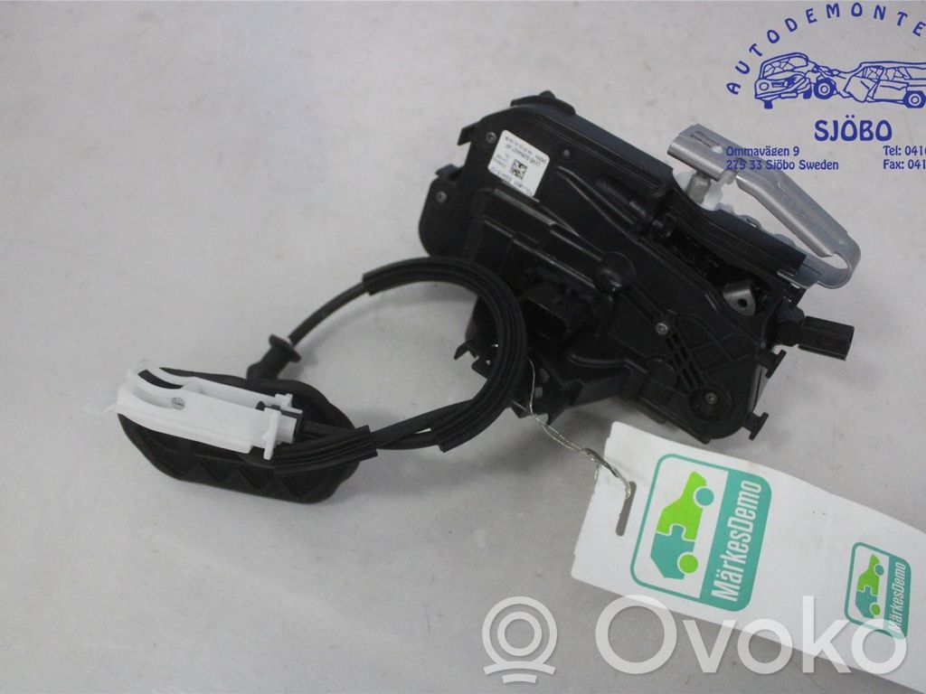 Ford Kuga III Priekšpusē slēdzene 