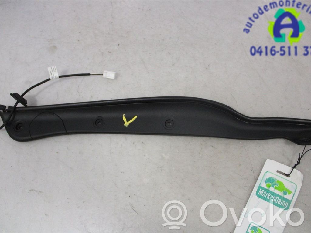 KIA Optima Tailgate trim 