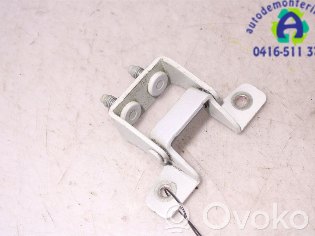 Tailgate/trunk/boot hinge   797702L200