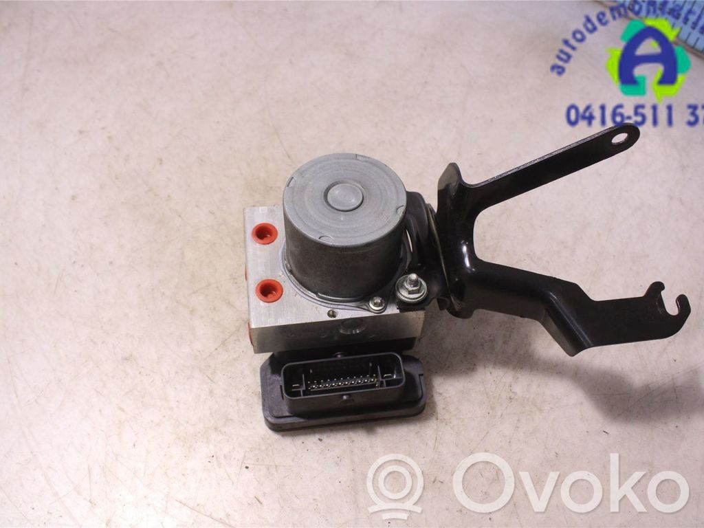 Mazda CX-3 ABS bloks 