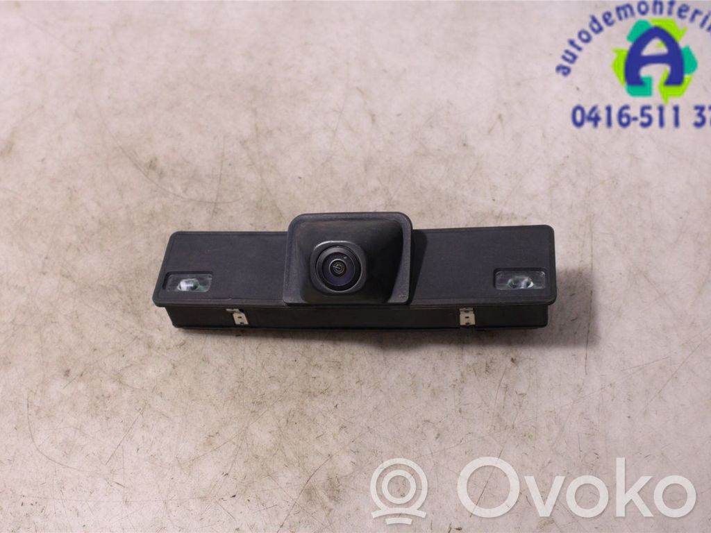 Peruutuskamera   2462917,5840171,LV4B404D97BHW