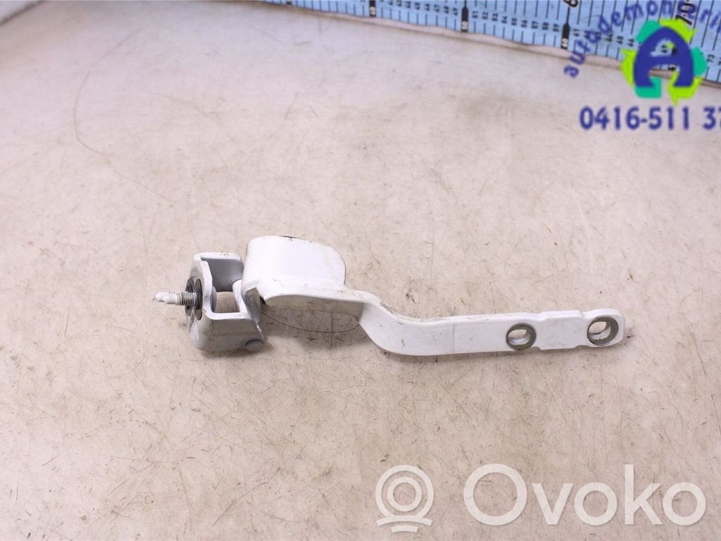 Audi A1 Tailgate/trunk/boot hinge 