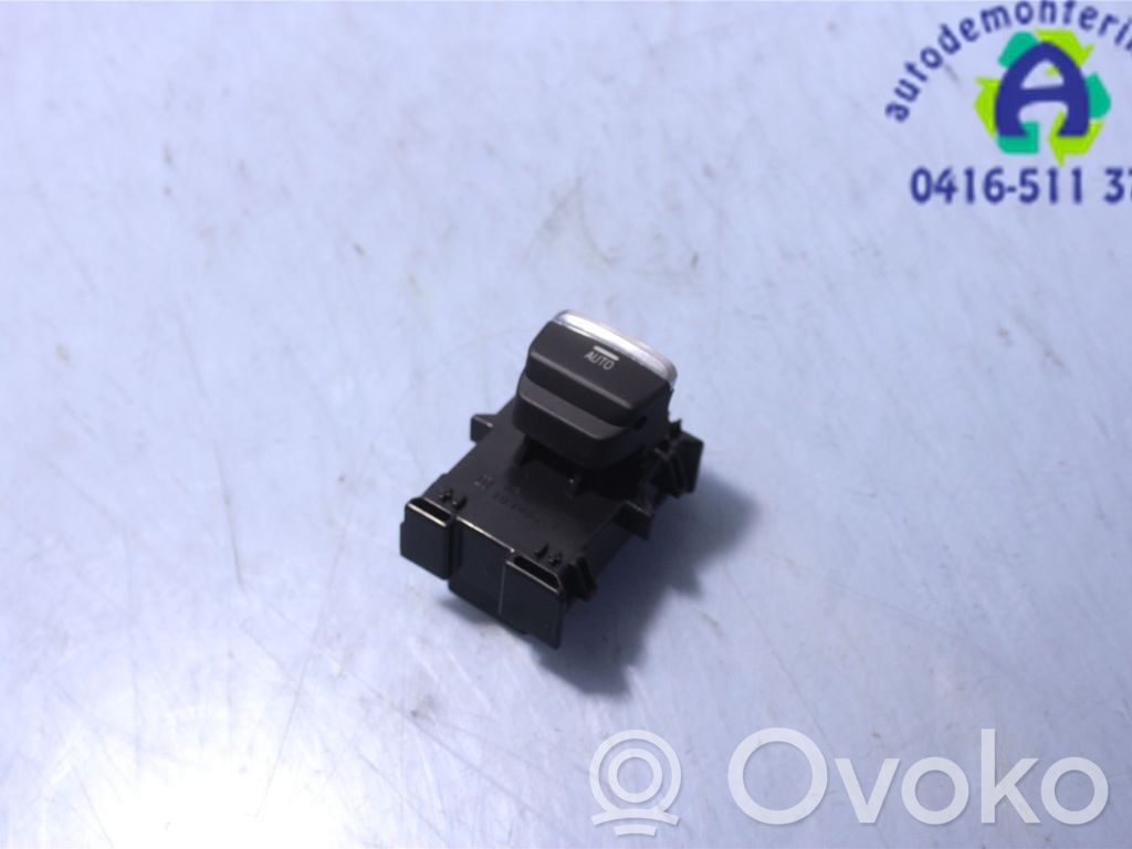 Electric window control switch   83071AN100,83071AN100