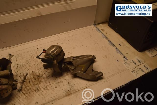 Engine mount bracket   8K0199307CC,8K0199307CC