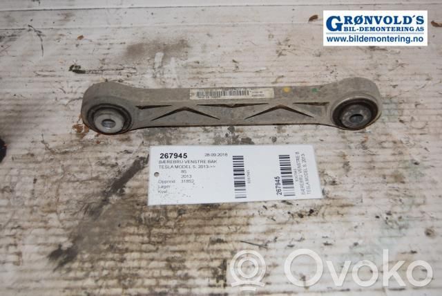 Rear control arm   102142000A,102142000A