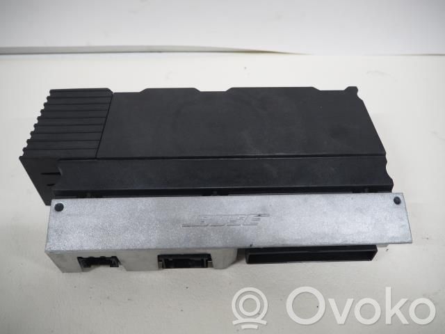 Vahvistin   4E0910223R,4E0035223G,4E0035223G,4E0910223R
