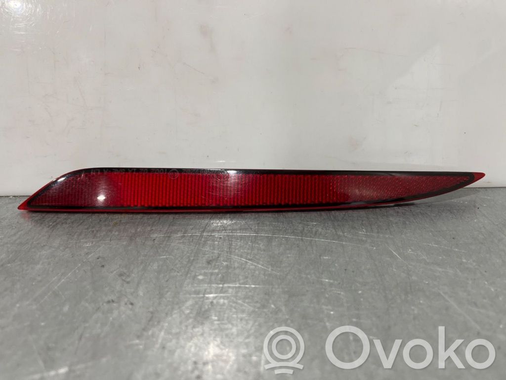 Tesla Model S Tailgate trim 