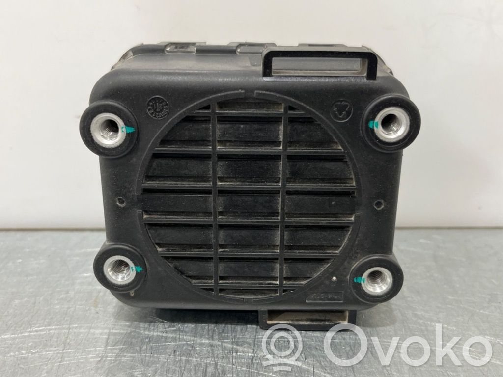 Volvo XC40 Altavoz de la puerta delantera 