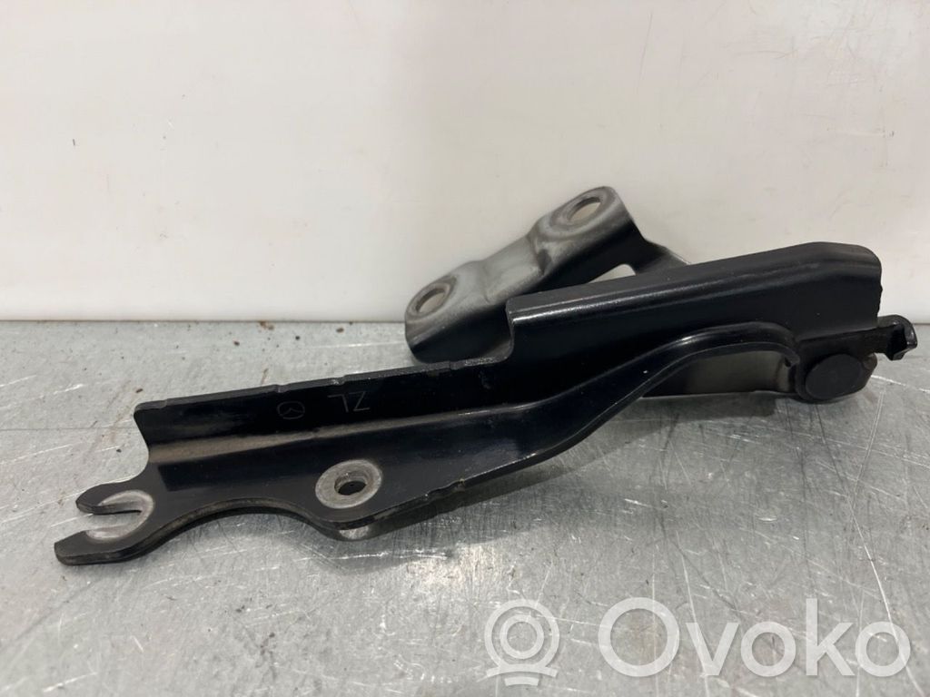 Mazda 6 Engine bonnet/hood hinges 