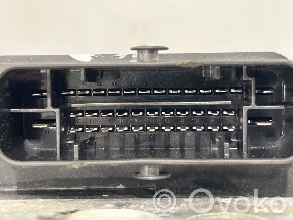 Mazda CX-5 ABS bloks 