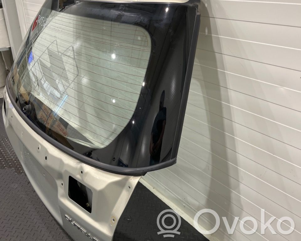 Subaru Outback Tailgate/trunk/boot lid 