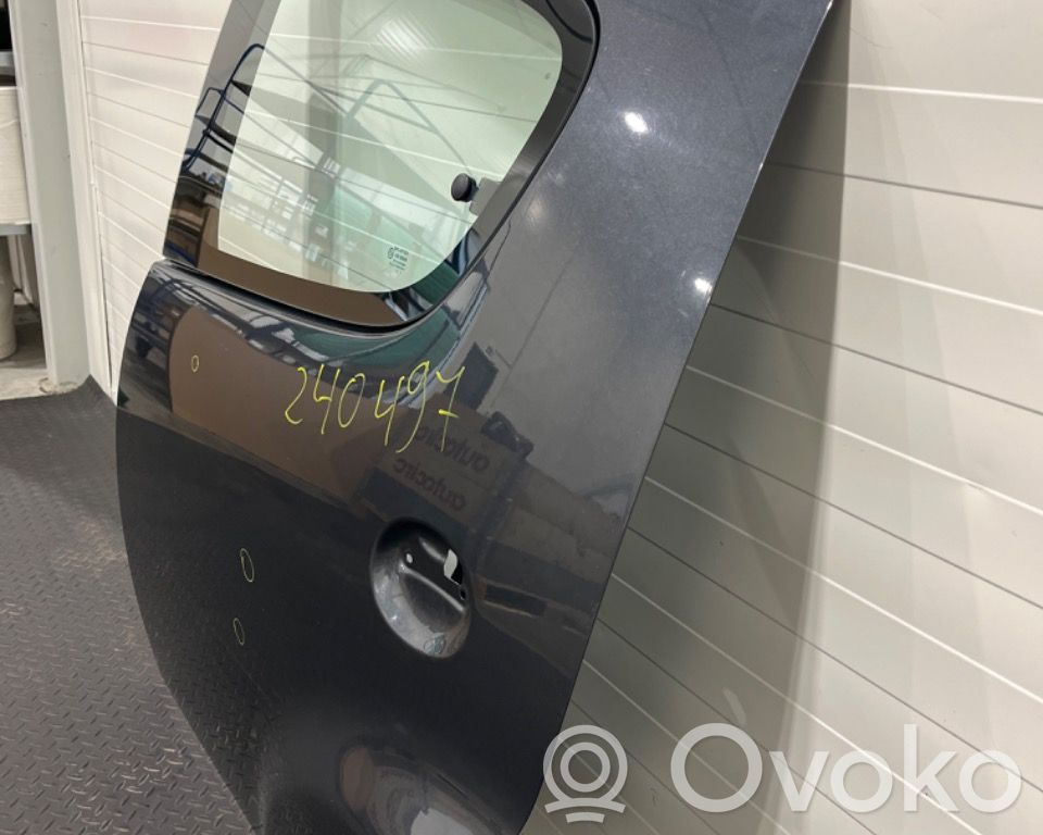 Peugeot 107 Galinės durys 