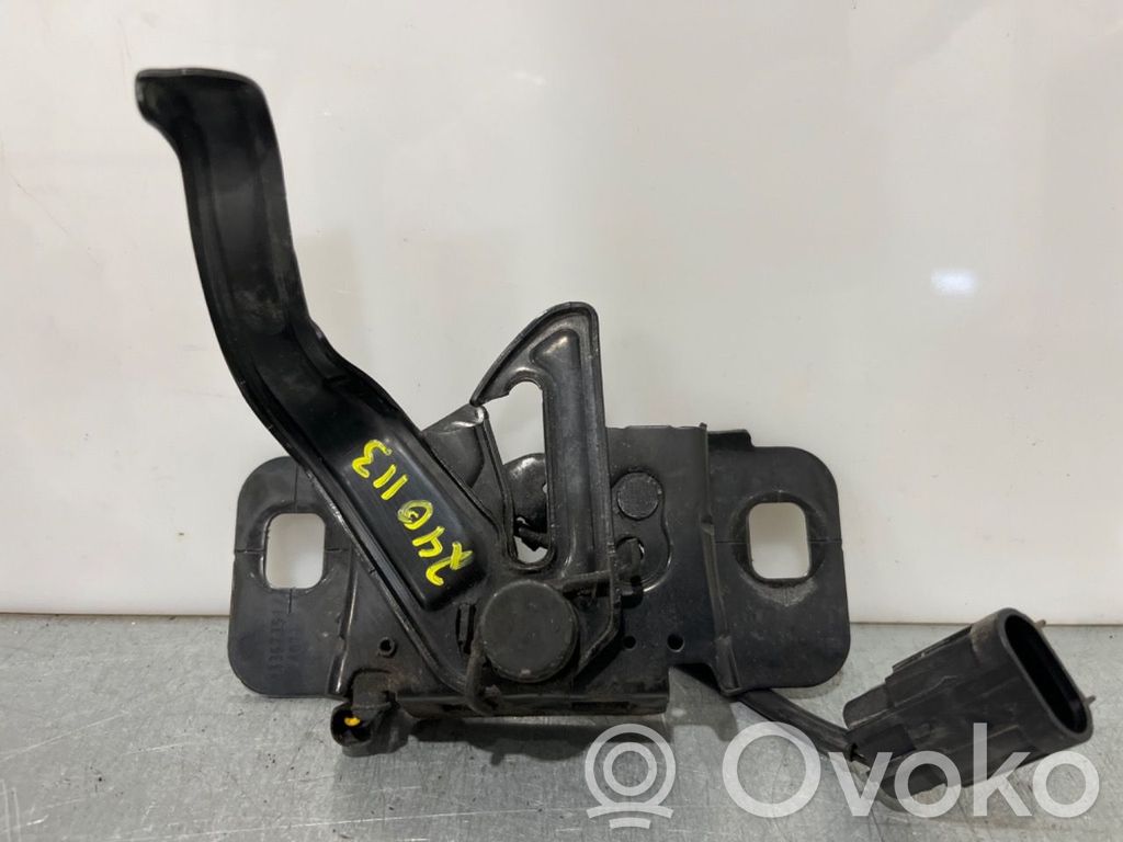 Opel Astra J Engine bonnet/hood lock/catch 