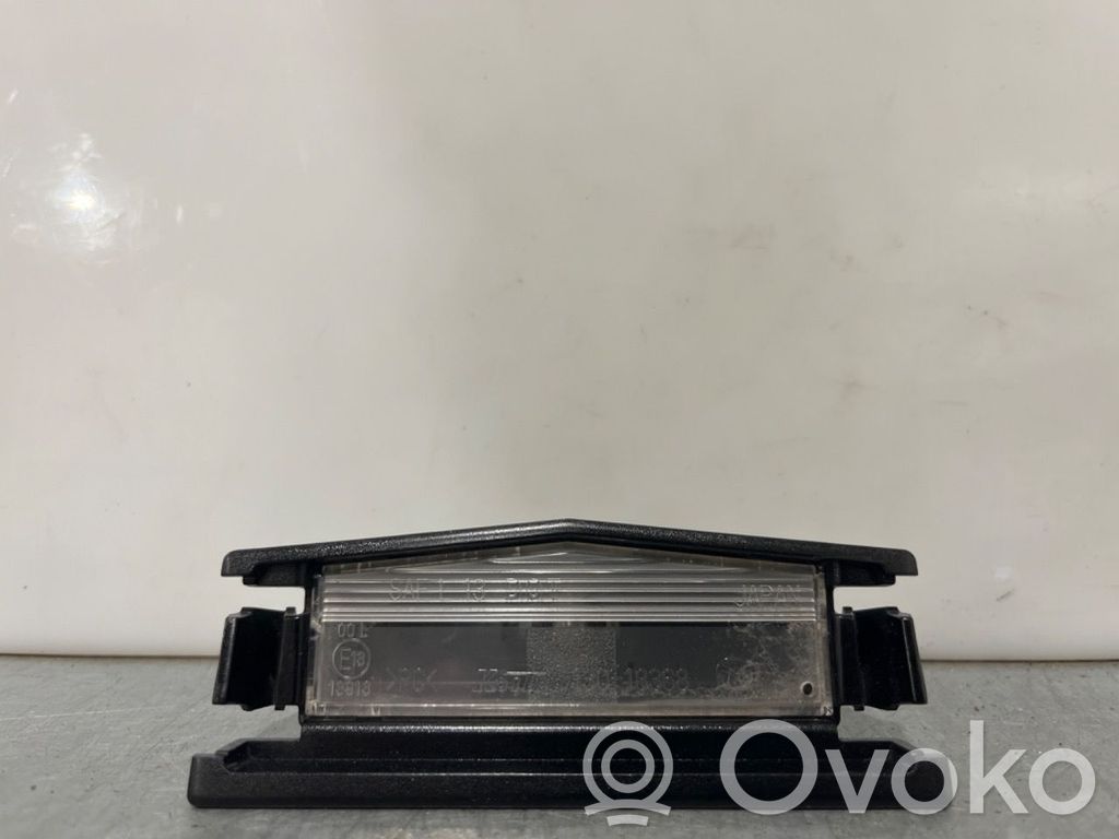 Éclairage de plaque d'immatriculation   D50E51270,D50E51270