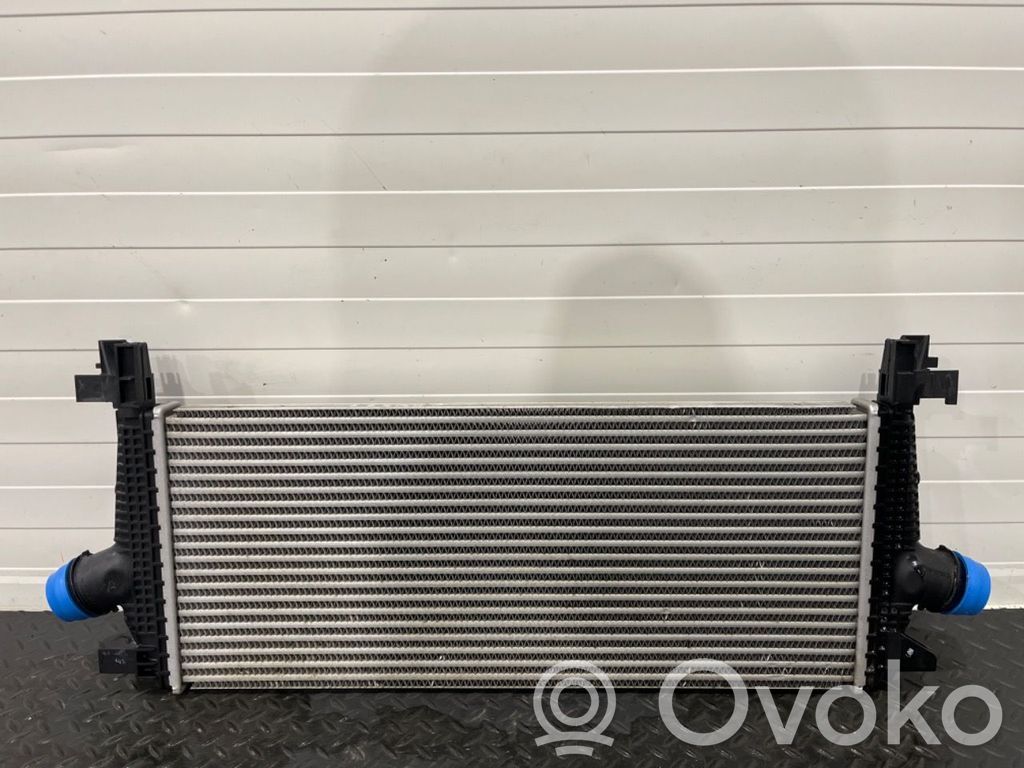 Opel Astra J Chłodnica powietrza doładowującego / Intercooler 