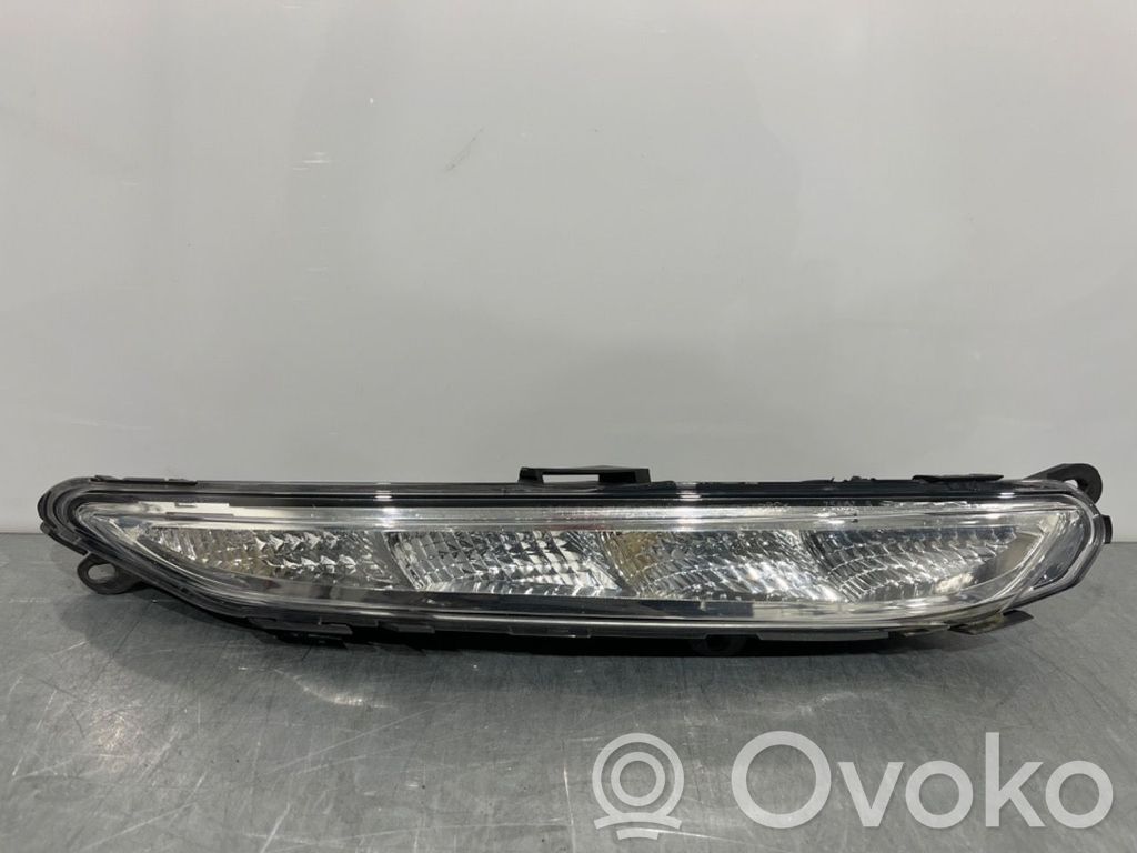 Ford Kuga I Feu de coin arrière (stationnement) 
