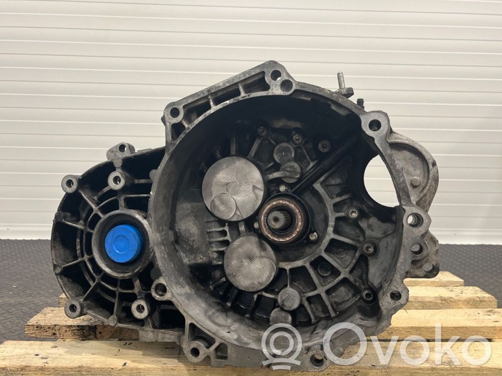 Volkswagen PASSAT B6 Manualna 6-biegowa skrzynia biegów 
