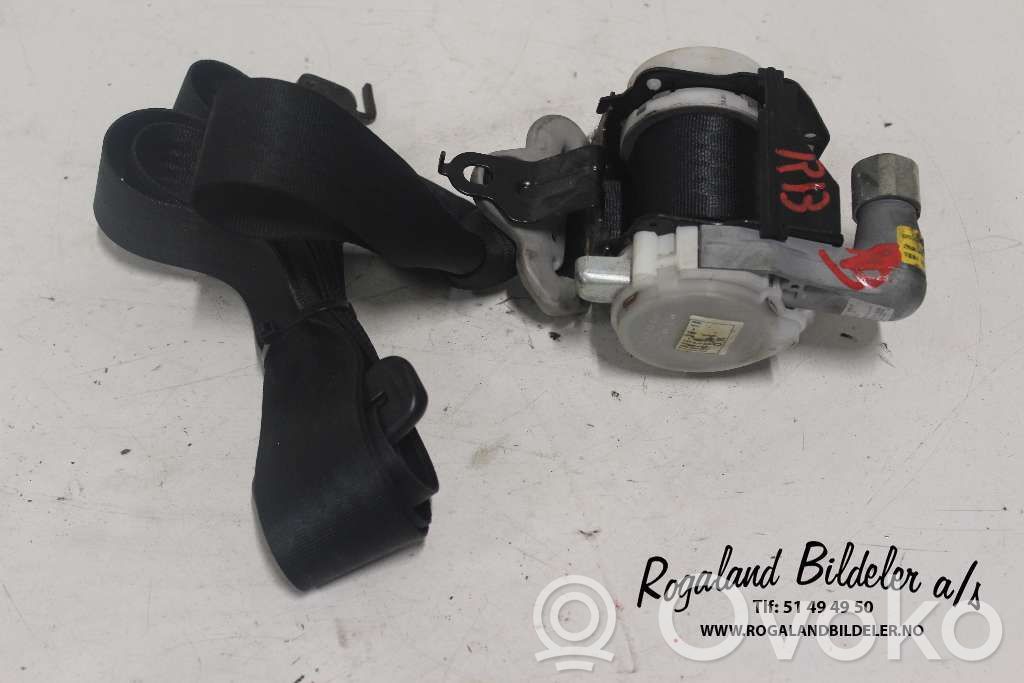 Mazda 5 Front seatbelt 